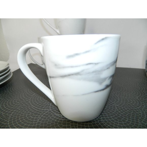 Marble Design Mugs Set of 4 H2K Home to Kitchen Porcelain Marble Effect Cups - Picture 4 of 12